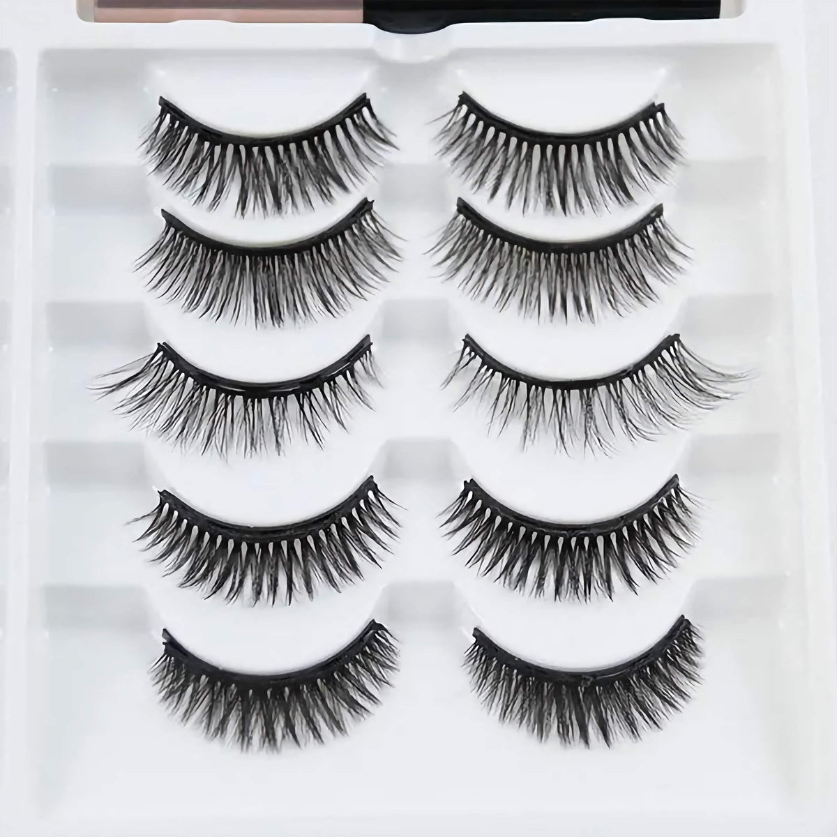 Set 10 Perechi Gene False magnetice 3D, 1 aplicator gene false, 2 Eyeliner