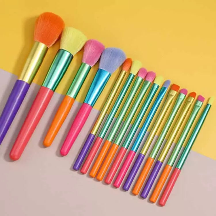 Set 15 pensule din fibre ultrafine moi, pentru ochi, fata si buze